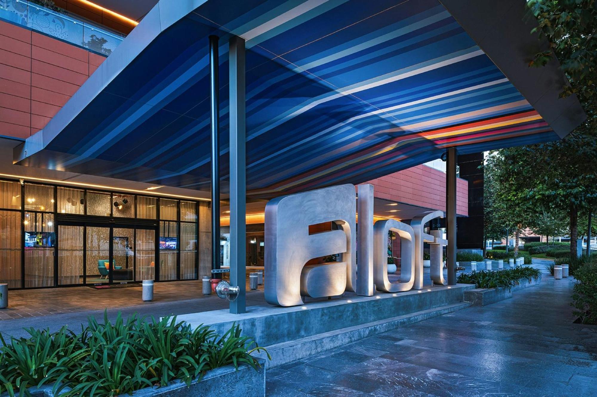 Aloft Guadalajara Sur Hotel Santa Anita  Exterior photo